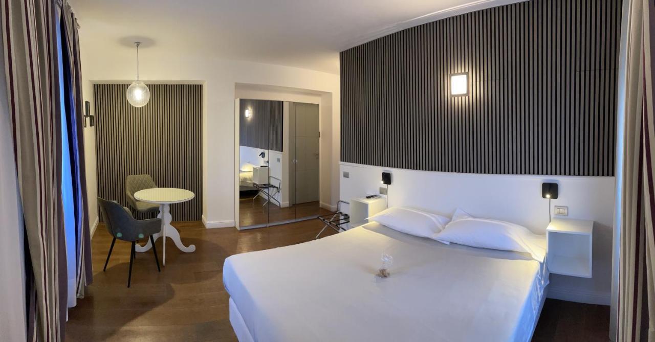 Il Vecchio Borgo Relais Otel Como Dış mekan fotoğraf